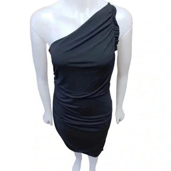 💥HOST PICK 💥 Halston Heritage Black Formal  One Shoulder Midi Dress Size Large - Picture 2 of 10
